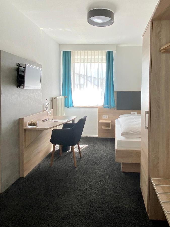 Hotel Zur Sonne Bodelshausen Екстериор снимка