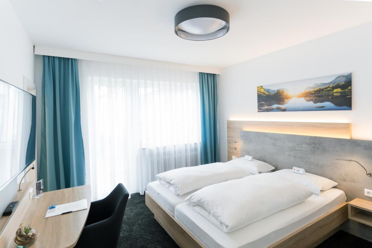 Hotel Zur Sonne Bodelshausen Екстериор снимка