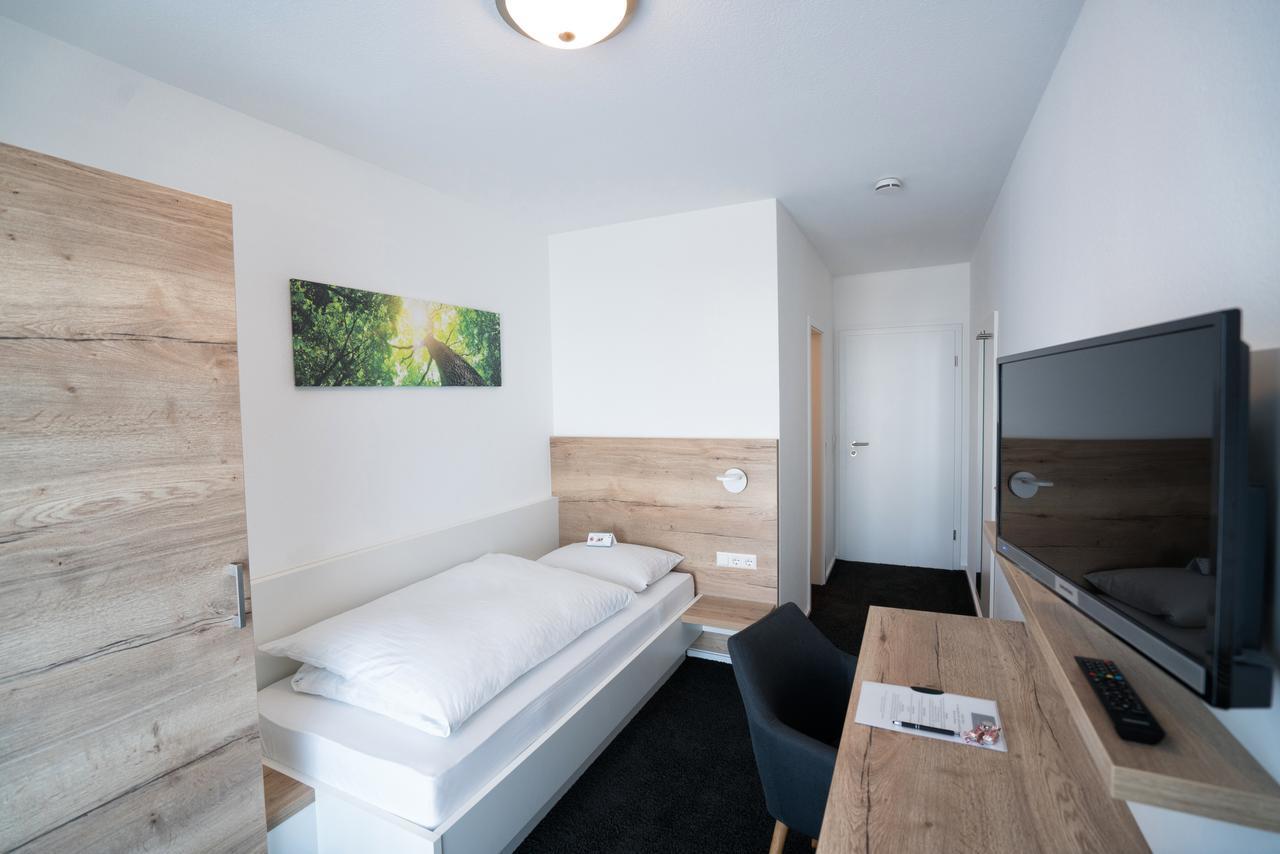 Hotel Zur Sonne Bodelshausen Екстериор снимка