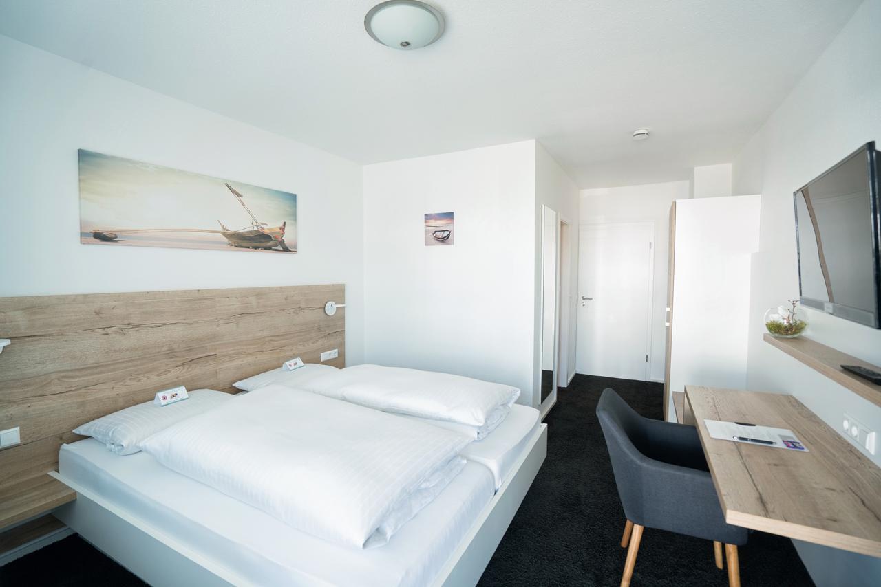 Hotel Zur Sonne Bodelshausen Екстериор снимка